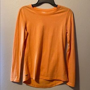 Active wear shirt for women